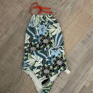 Aerie swim